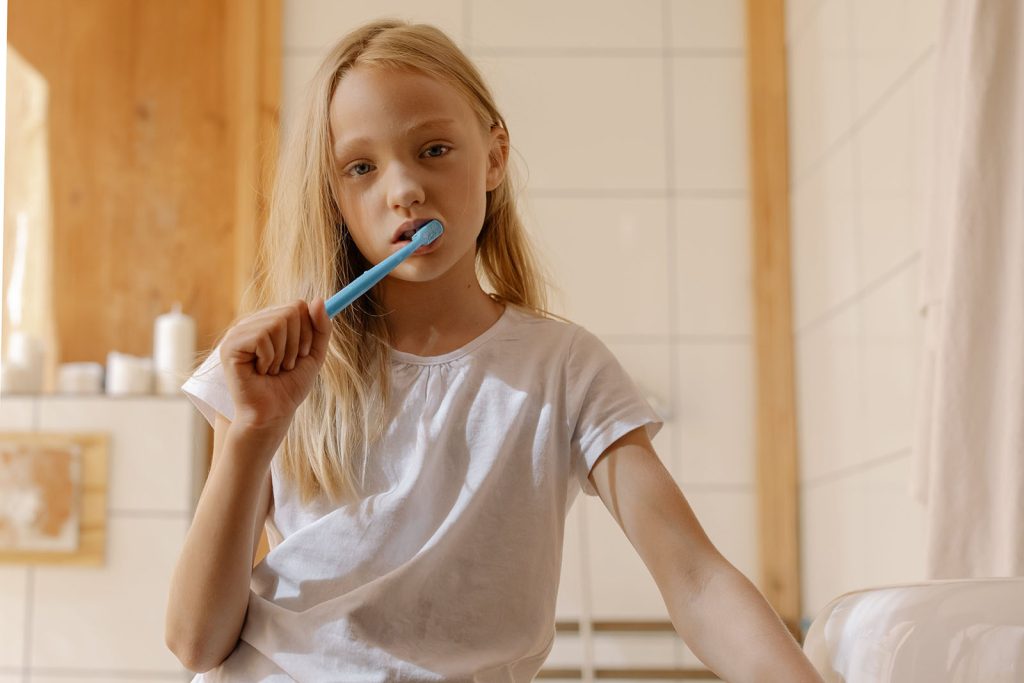 Tooth brushing - Tooth